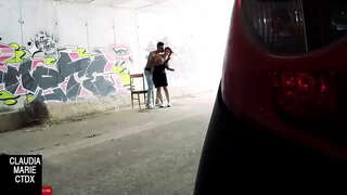 Kurva, v mieste medzi graffitis. Môj bratranec, kurva vonku Kurva, v mieste medzi graffitis. Môj bratranec, kurva vonku