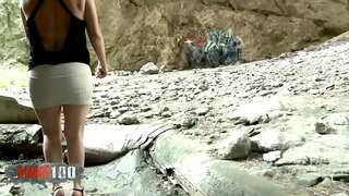 Horny te wahine te hunga e tatari ana ki to ratou tupono ki te kia fucked