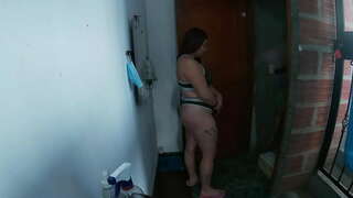 запросила на дім кур&#039;єра м&#039;яса і він трахнув мене як суку, побачи до кінця