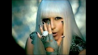 Lady Gaga Yn - Wyneb Poker