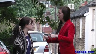 ���ंग्रेजी परिपक्व pickingup मासूम छात्रा