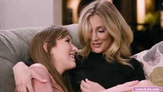 پسر می شود الاغ او و licked توسط خوانده