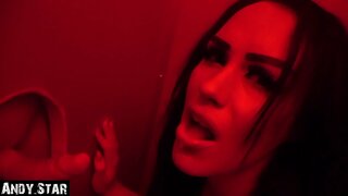 ���ສຍແຟນແລ່ນຢູ່ໃນ Gloryhole